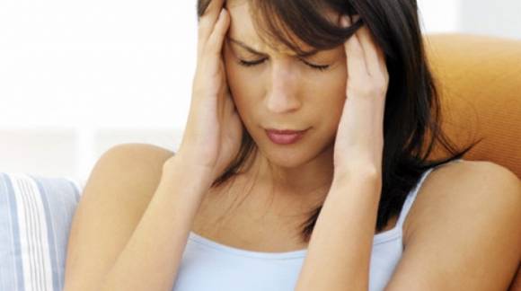 7 alimentos que deberías evitar si te duele la cabeza